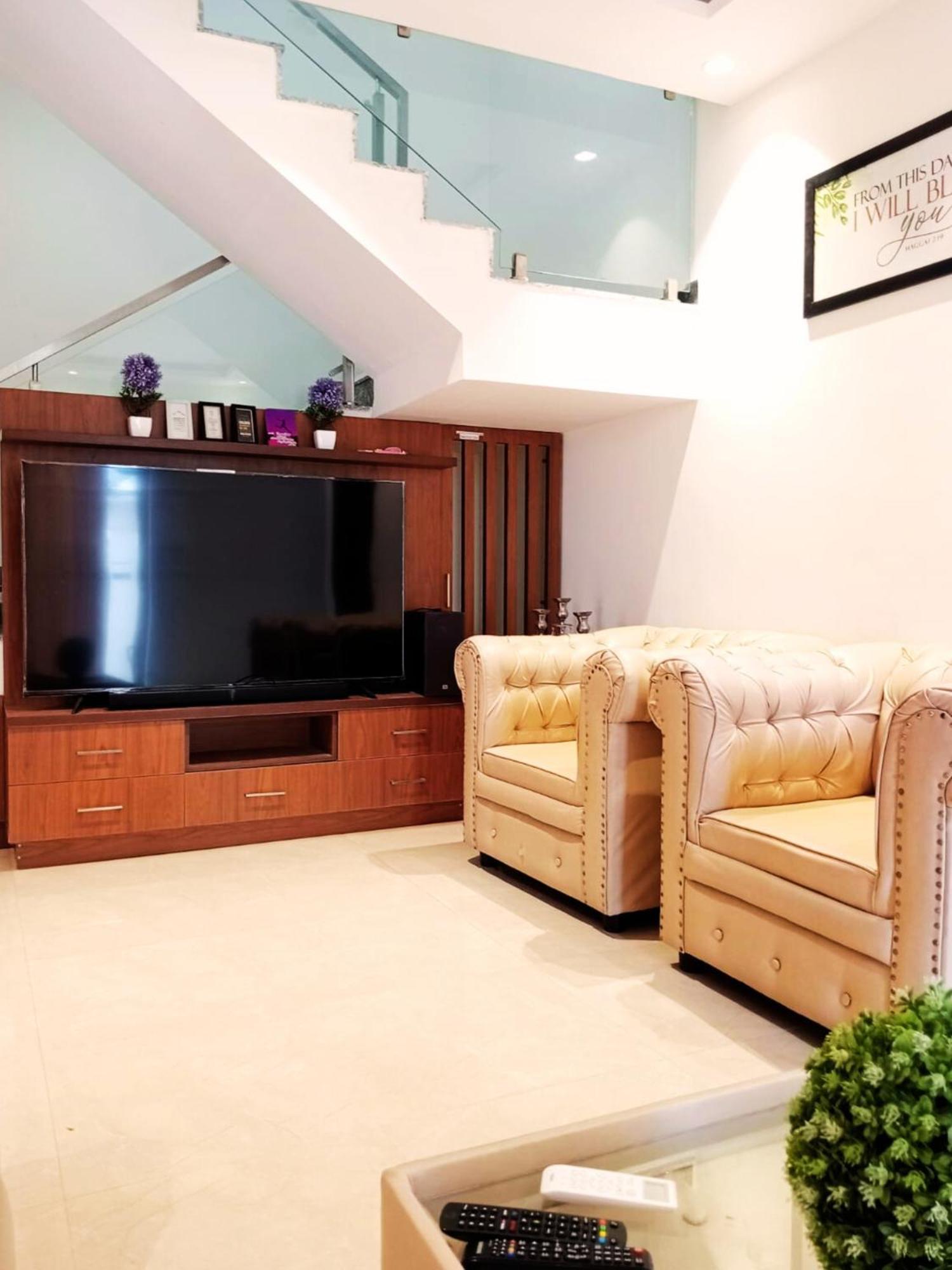 Private Villa With Swimming Pool Chennai Esterno foto